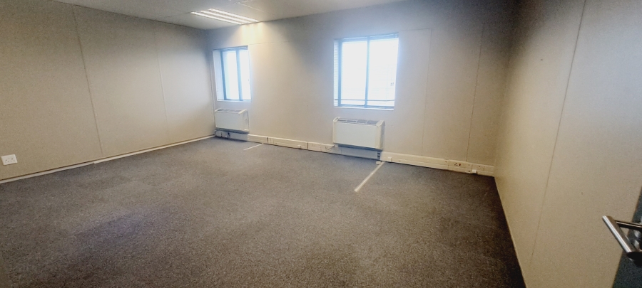 To Let commercial Property for Rent in Bo Oakdale Western Cape